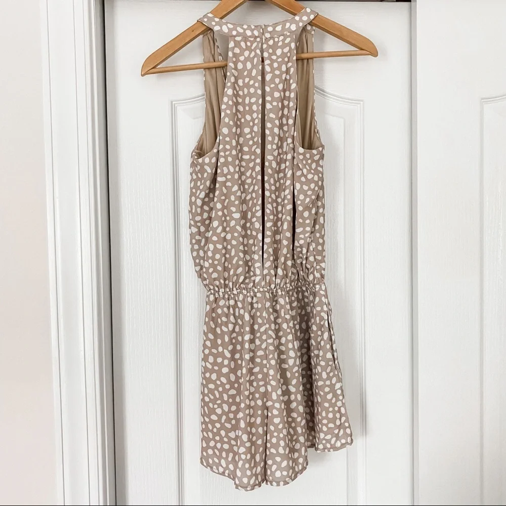 NWOT Pink Lily Won’t Break Your Heart Romper - Picture 5 of 11